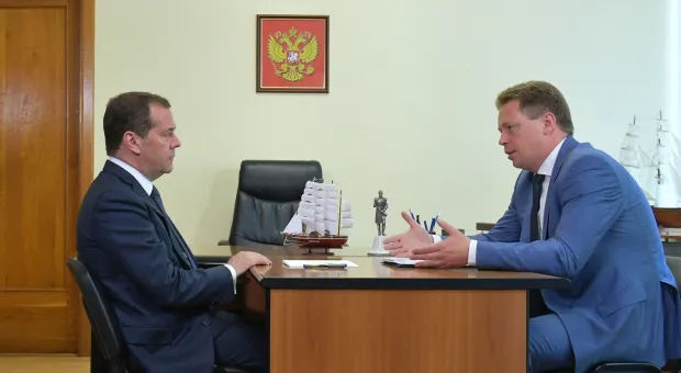 Медведев сознательно избегал публичного обсуждения политических вопросов Севастополя
