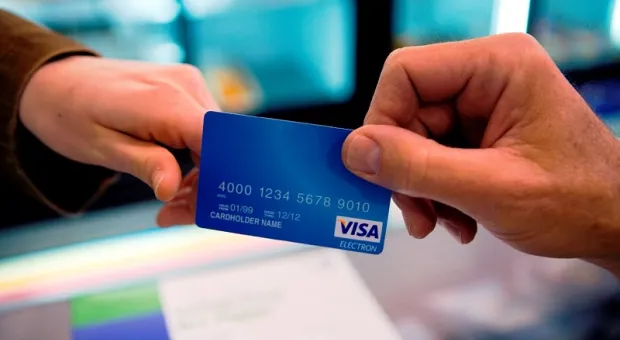 Как крымчанам обойти санкции платёжных систем Visa и MasterCard