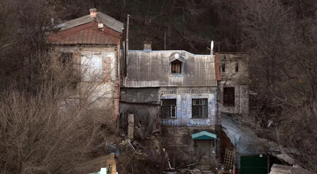 Власти Севастополя назвали дома, которые расселят до конца года
