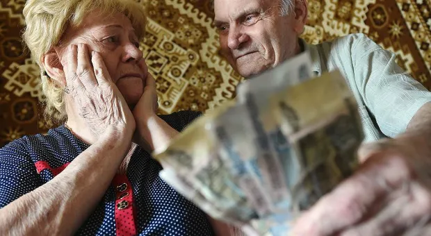 Власти Крыма и Севастополя должны сохранить льготы для пенсионеров на переходный период, - эксперты
