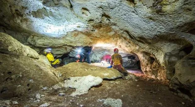 Учёные просят отдать им пещеру «Таврида»