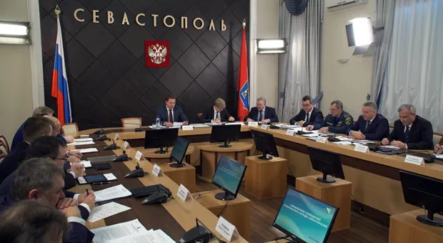 Губернатора Севастополя опять не так поняли - главы муниципалитетов возвращаются на совещания правительства