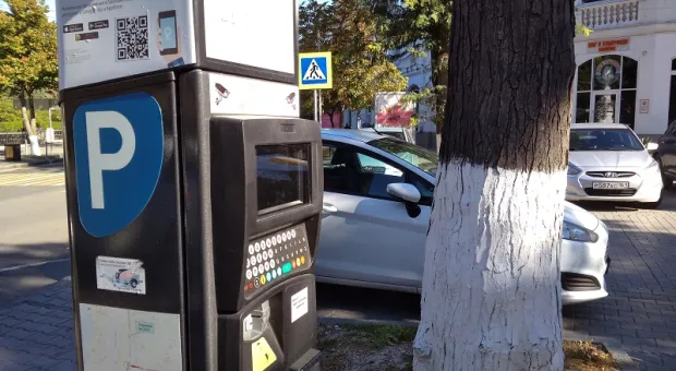 Парковками в Севастополе можно пользоваться бесплатно, — эксперт