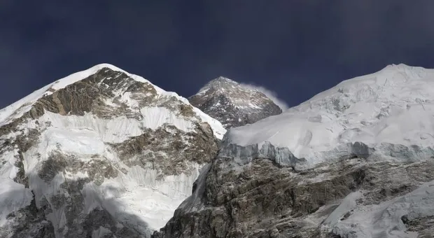 AFP: восемь альпинистов погибли при восхождении на гору в Непале