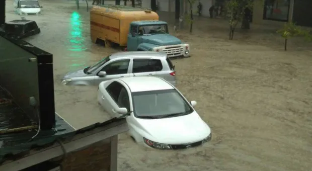 Путин пообещал помощь федерального центра пострадавшим от наводнения на Кубани