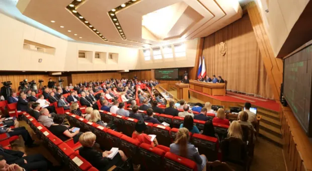 Кандидатуры вице-премьеров внесены в парламент Крыма