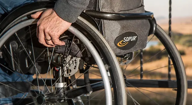 Инвалиды Севастополя смогут вместо средств реабилитации получать деньги