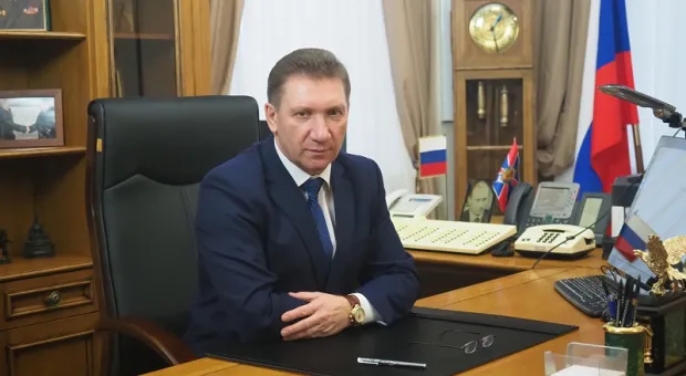 Нового начальника управления ФСБ встретили в Крыму