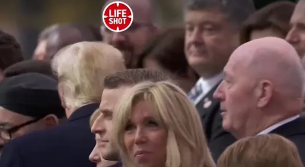 Трамп не пожал руку Порошенко перед парадом в Париже