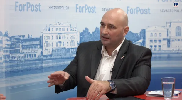 Севастопольские общественники идут на чиновников «тёплым фронтом»