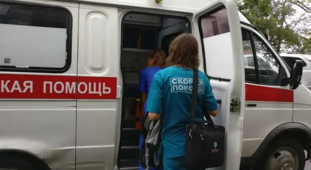 В Феодосии службе скорой помощи не хватает половины врачей