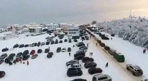 Спасатели ограничили въезд на Ай-Петри