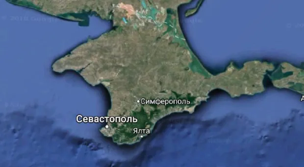 Крым раздвоился на картах Google