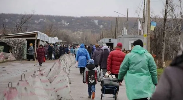 Украинские силовики преследуют жителей ЛНР