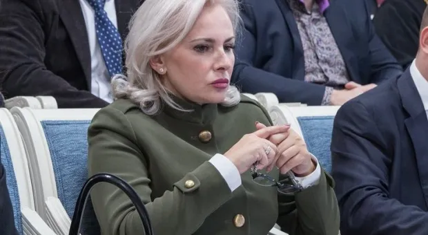 Сенатор от Крыма стала жертвой телефонных террористов