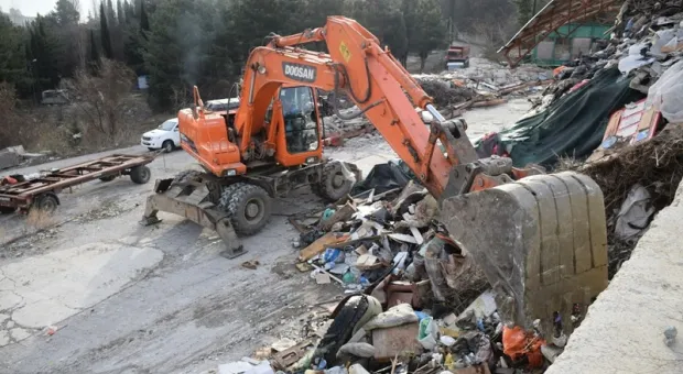В Ялте разворошили гнездо мусорно-строительной мафии
