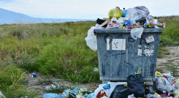 В Севастополе единый оператор по вывозу мусора «стрижет» деньги на ровном месте