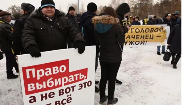 Около 250 человек вышли на митинг за возвращение прямых выборов мэра Челябинска