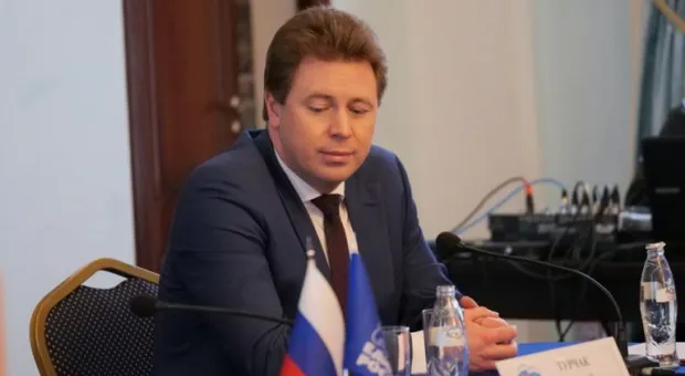 Губернатор Овсянников спешно покинул конференцию «Единой России»