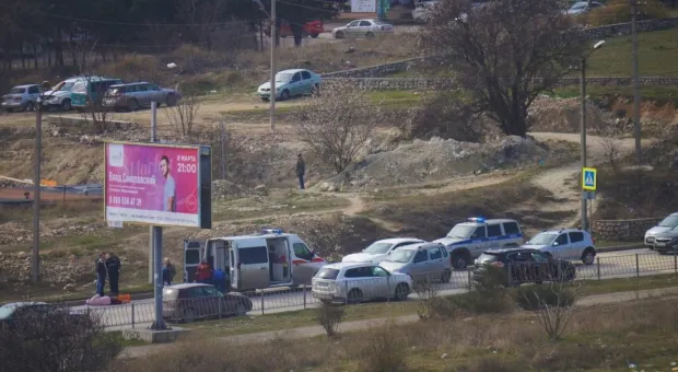 В Севастополе женщину откинуло автомобилем на десятки метров 