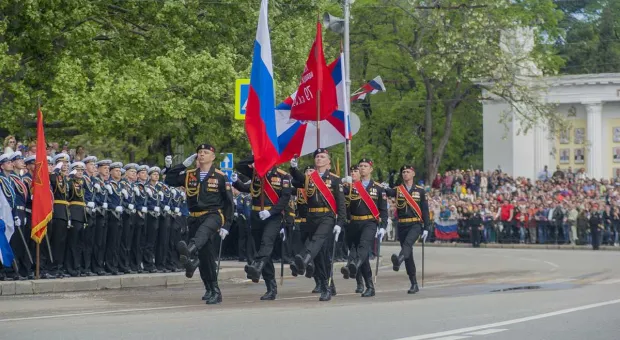 В Севастополе прошла первая репетиция парада Победы