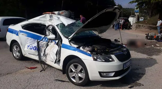 В Крыму в столкновении с машиной ГИБДД погиб мотоциклист