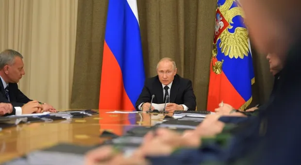Путин: Москва занимается заведением торговых сетей в Крым