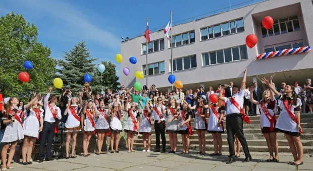 Крымские школьники отправились во взрослую жизнь