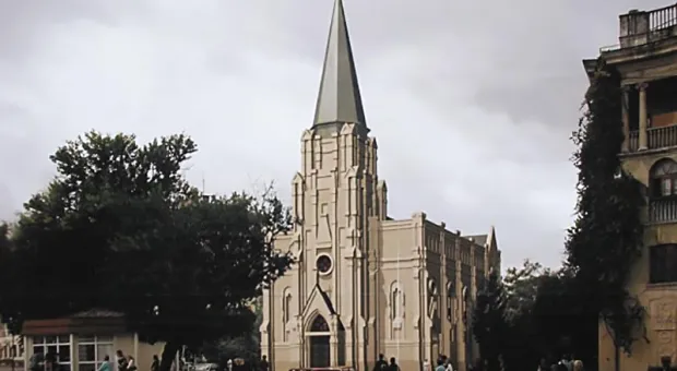 Здание костёла в Севастополе передали католикам и оштрафовали их за «варварство» 