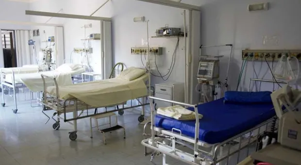 В онкодиспансере Севастополя незаконно отменяют операции больным