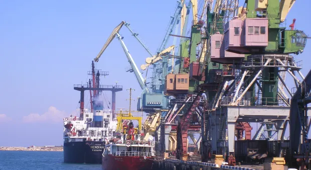 Порезали по живому: как довели «до ручки» Севастопольский морской порт