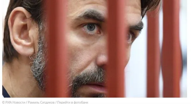 Суд арестовал счета Абызова почти на 122 миллиона евро