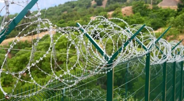 Акция о запрете заборов в Крыму набирает обороты: подписи ставят даже чиновники 