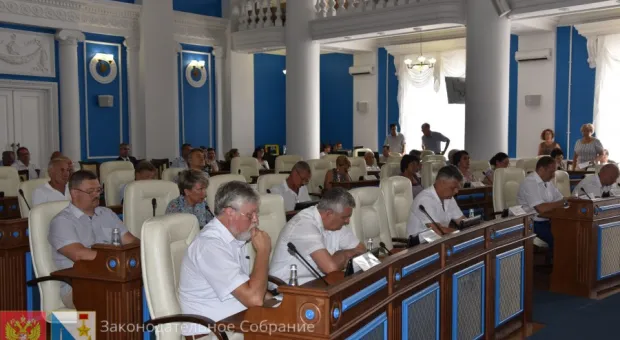 Депутаты и правительство Севастополя достигли согласия по важным статьям бюджета