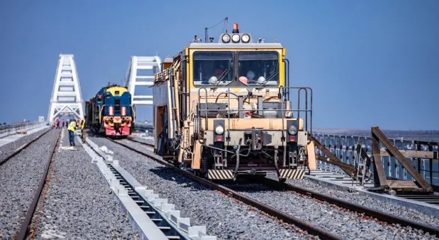 Грузовые поезда в Крым в этом году не поедут