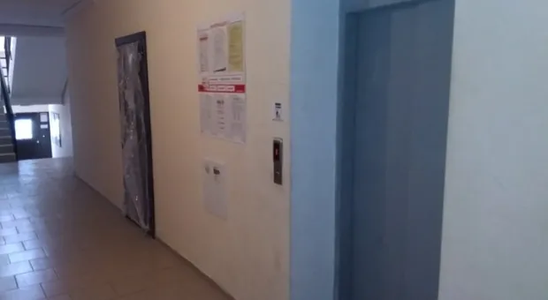 Стала известна причина падения лифта на Парковой в Севастополе