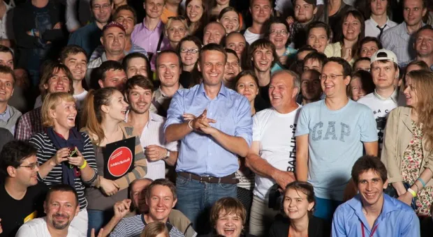 Навальный назвал крымчан непонятным фаршем с российскими паспортами