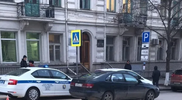 На пешеходном переходе в центре Севастополя сбили женщину