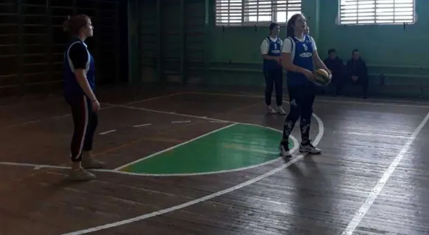 В Севастополе выбирают лучшую школьную команду по волейболу