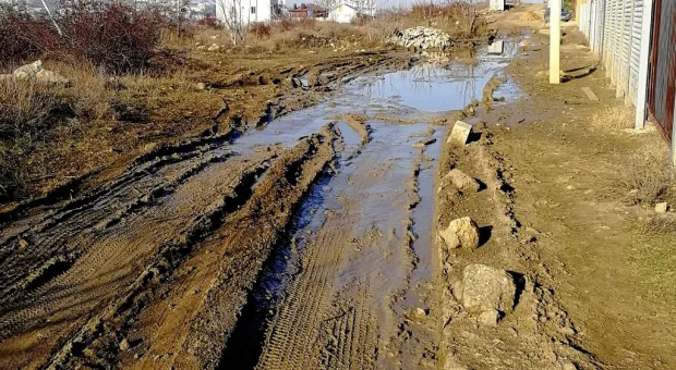 Новости Севастополя - Под бывшей парковкой в центре Севастополя нашли «античную» кладку 