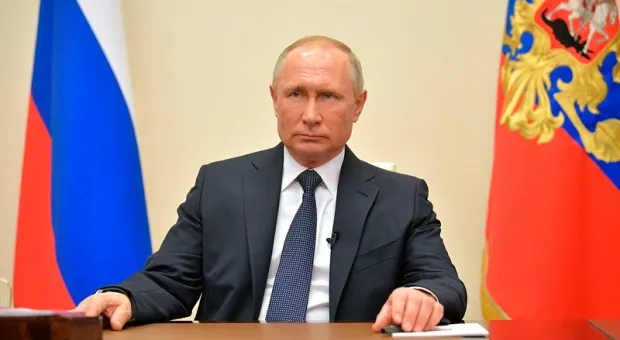 Путин рассказал о возможном сокращении нерабочих дней