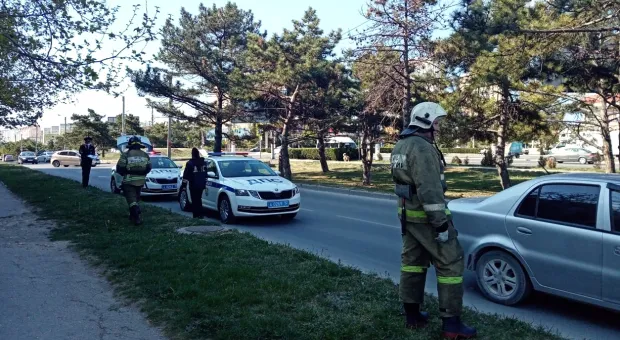 В Севастополе мопед попал под колеса неуступчивого автовладельца