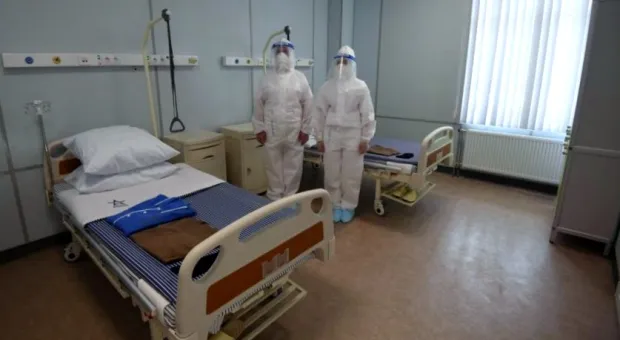 Военный госпиталь в Омеге принял первых пациентов 