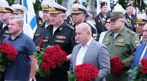 В Севастополь прибыли Главком ВМФ Евменов и начальник штаба ВМФ Витко 