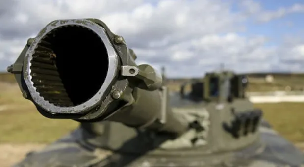 Броня крепка: российским пушкам увеличат калибр