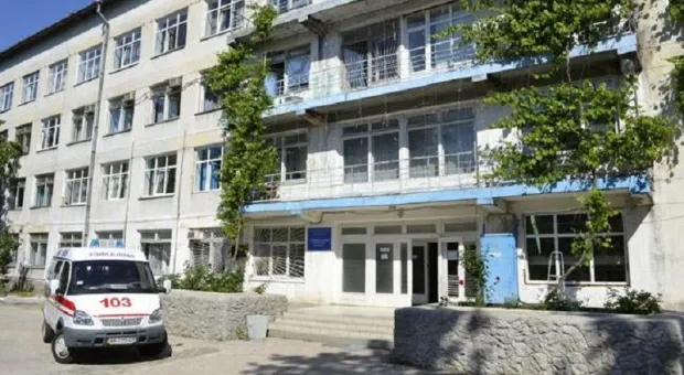 Врачи на больничном: в Крыму одна за одной закрываются больницы
