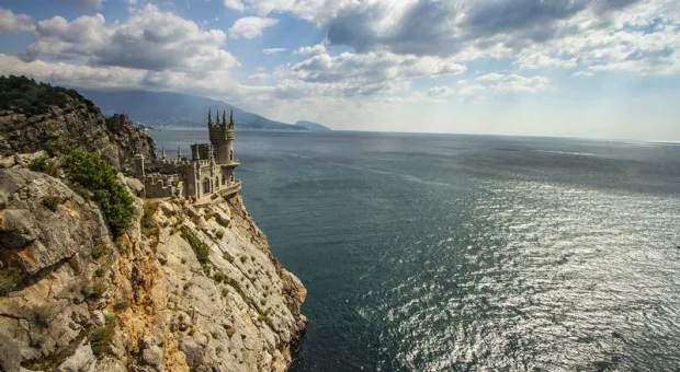 «Ласточкино гнездо» в Крыму торжественно открыли и закрыли для посетителей