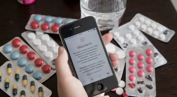 Новости Крыма - В Крыму со старинного здания на прохожих рухнул карниз