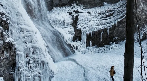 В Крыму водопады превратились в ледопады