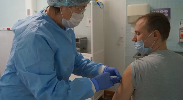 «Это тренировка»: крымчан призвали не шутить с прививками от коронавируса